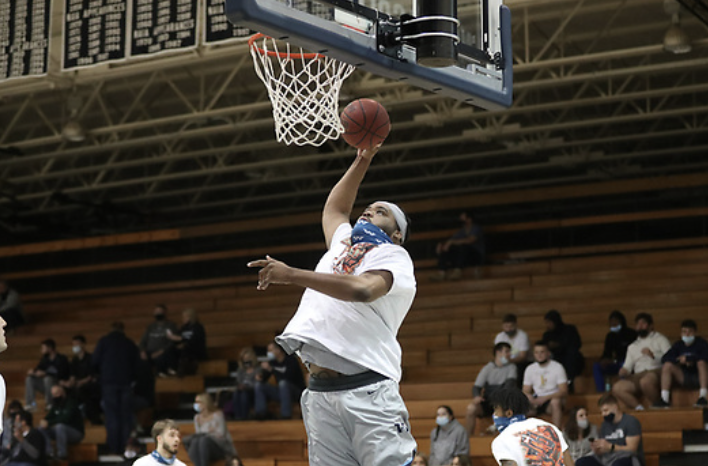 Senior Malique Burton